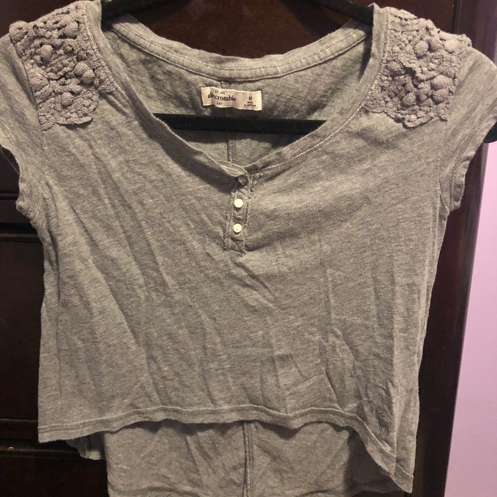 ABERCROMBIE CROP TOP